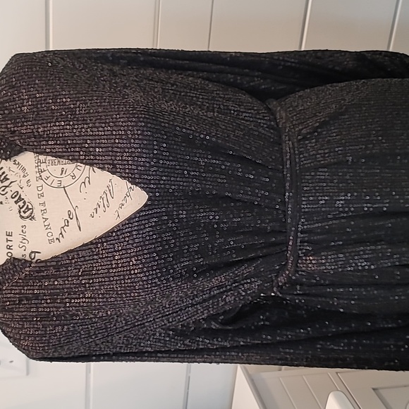 Sequined Dressy Shirt Dress - Picture 5 of 12